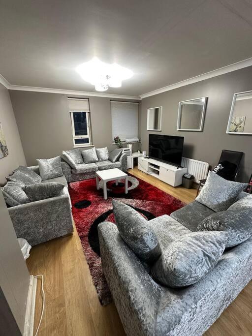 A 2 Standard Bedrooms Flat ロンドン エクステリア 写真